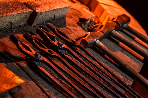 кузница клементьева ножи. лилина кузня салехард. лилина кузня отзывы. Lego ideas 21325. первая кузня.